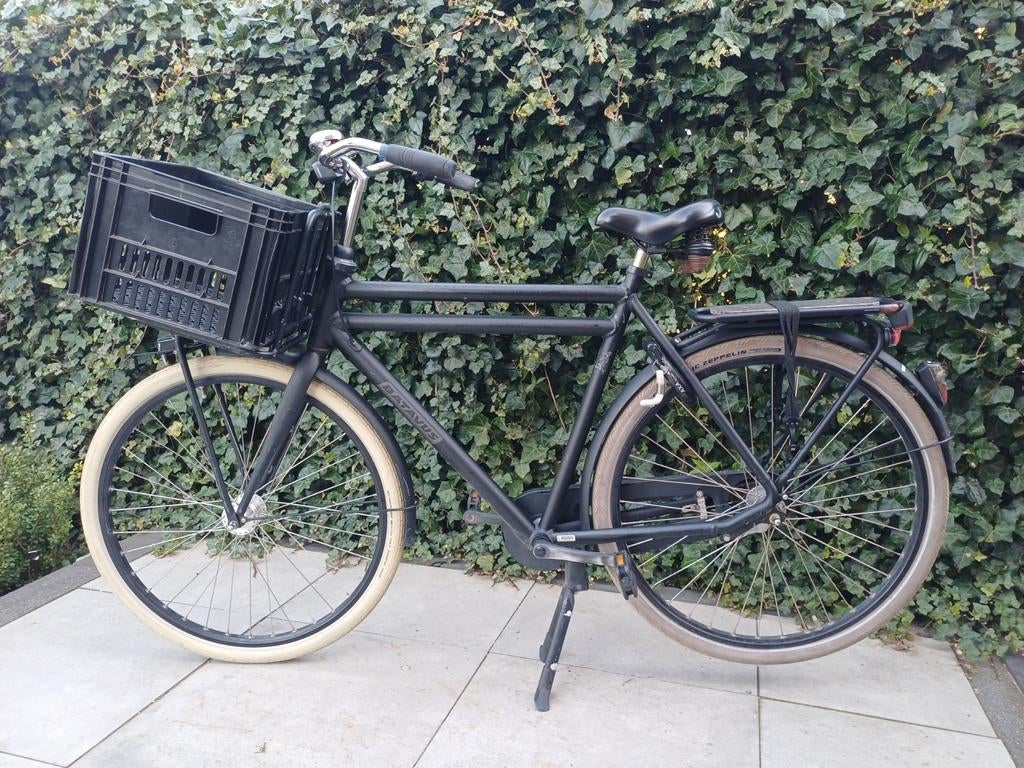 Batavus transportfiets met krat - Zwart, Fietsen en Brommers, Fietsen | Dames | Damesfietsen, Gebruikt, Versnellingen, Batavus