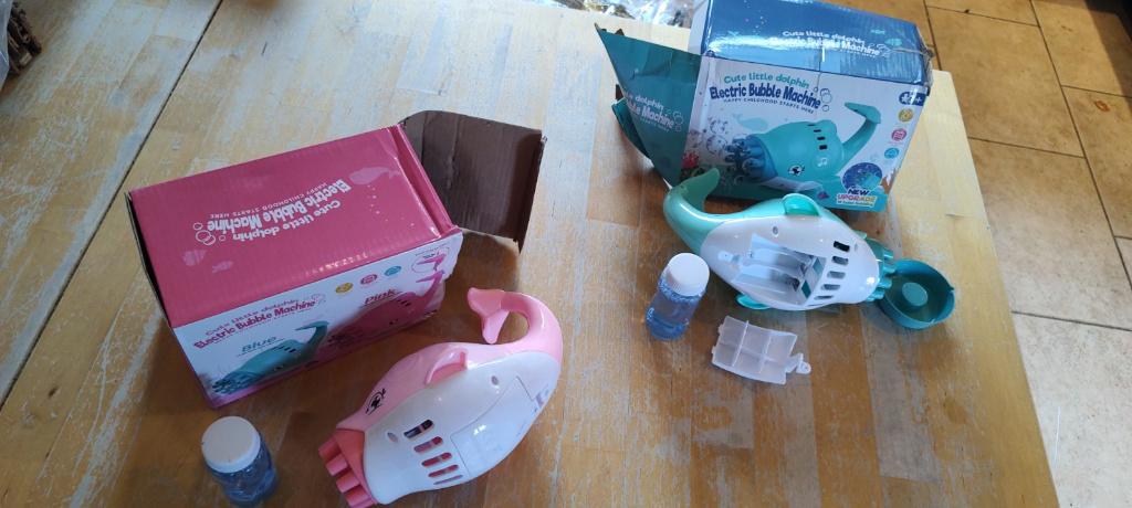 Simpele bellenblaas machine (2 stuks samen 3 euro), Ophalen of Verzenden, Zo goed als nieuw