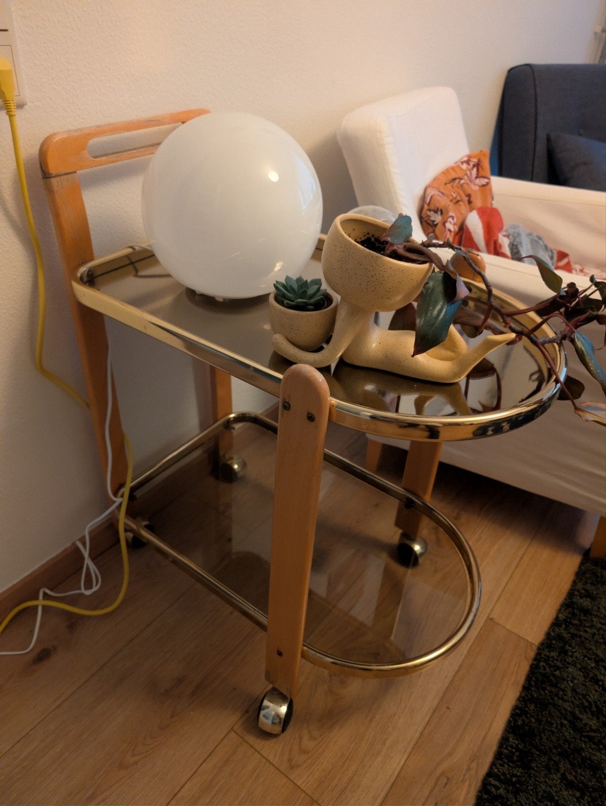 Vintage bijzettafel, 45 tot 60 cm, Minder dan 55 cm, Gebruikt, Rond