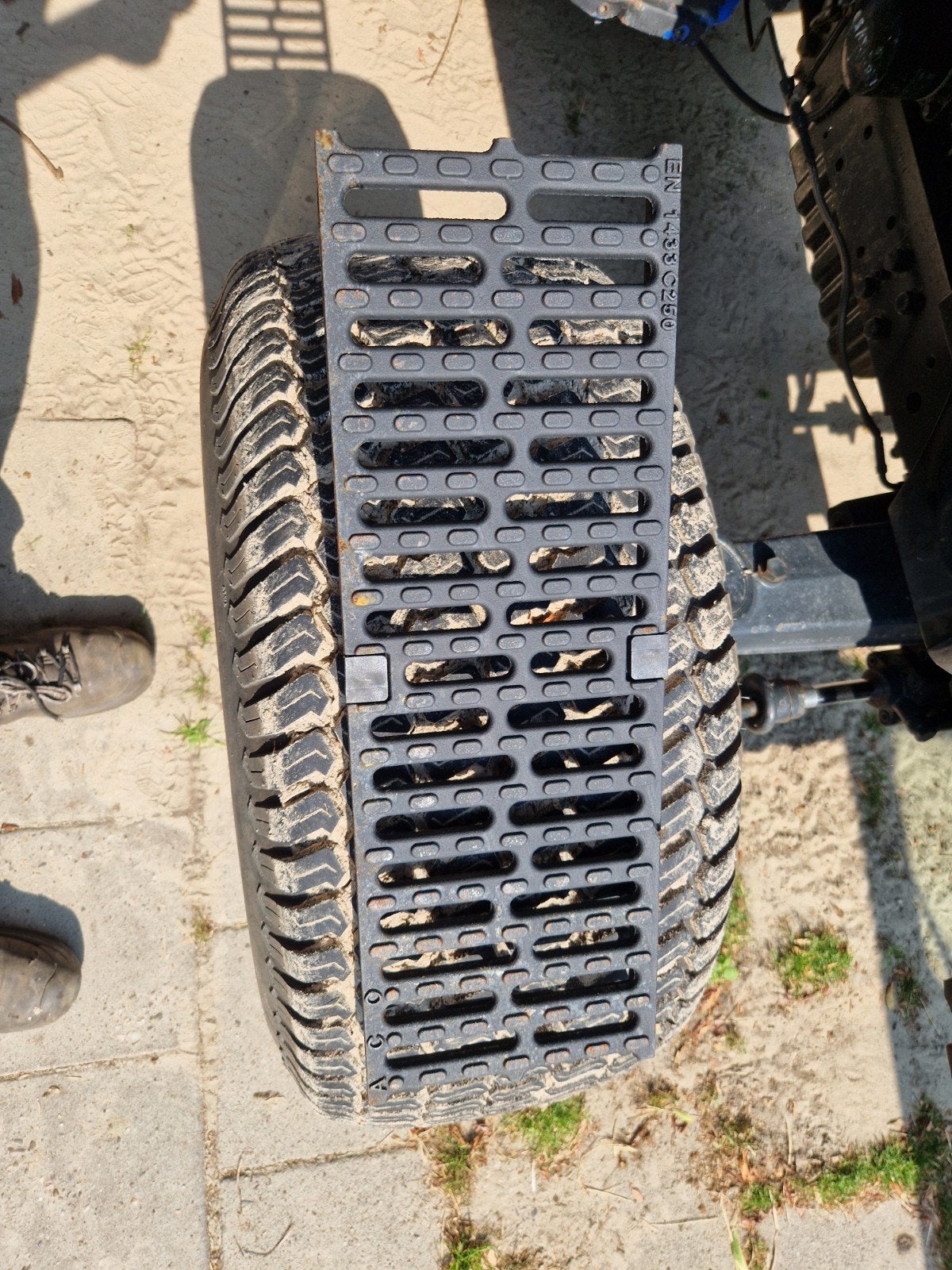 Gietijzeren roosters voor afvoergoot 30 stuks, Ophalen of Verzenden, Minder dan 2 meter, 80 mm of meer, Overige materialen