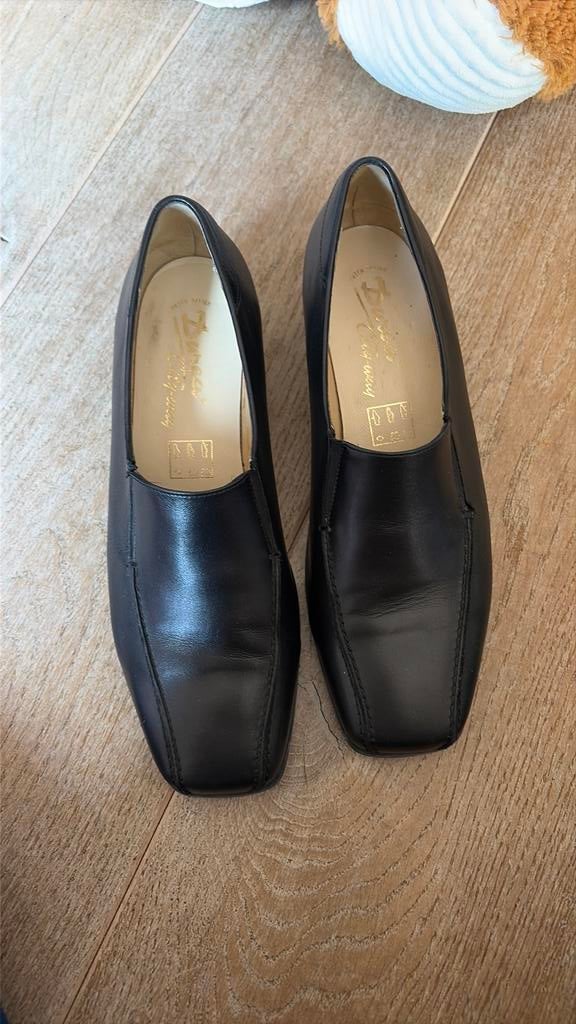 Damesschoen Durea (6,5) 40, Ophalen of Verzenden, Gedragen, Zwart, Pumps