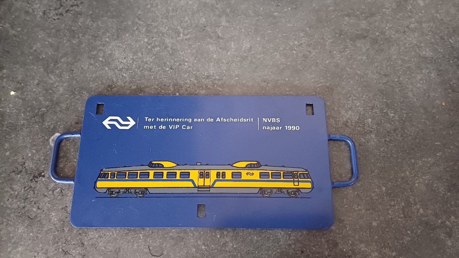 NVBS mini Koersbord Afscheidsrit VIPcar NS 20 (Kameel), Verzamelen, Spoorwegen en Tramwegen, Ophalen, Zo goed als nieuw, Trein