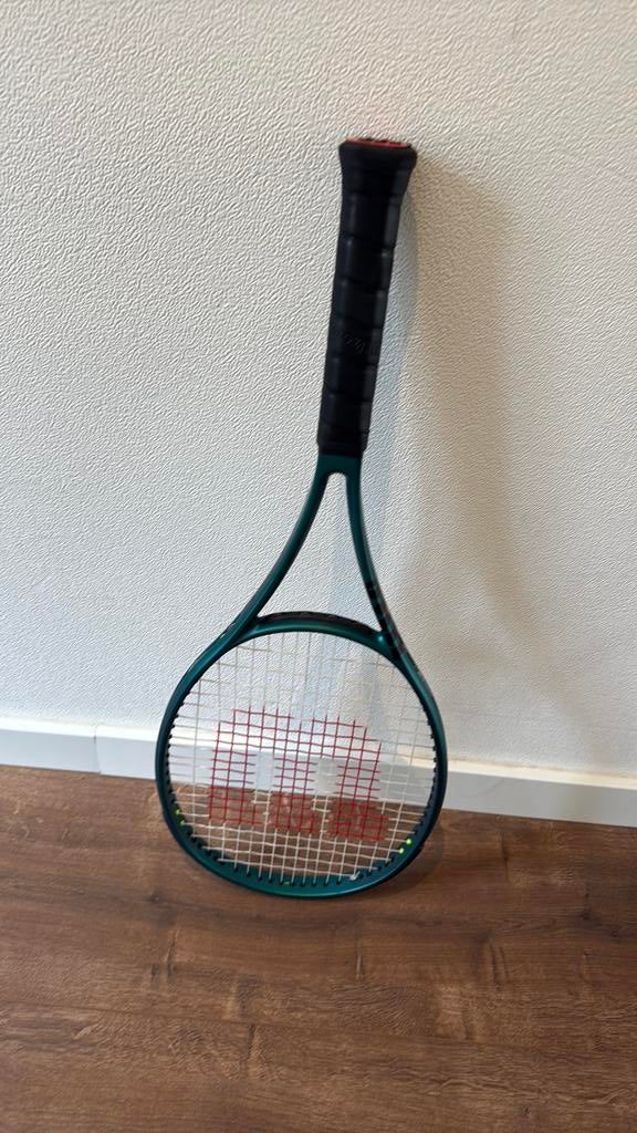 Wilson Blade V9 101UL 16x20, Sport en Fitness, Tennis, L2, Ophalen of Verzenden, Zo goed als nieuw, Wilson