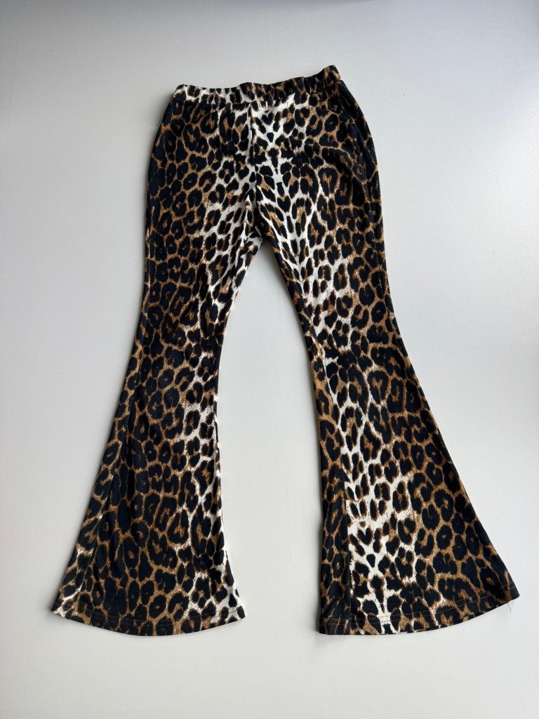 Flared broek Yoyo S. maat 12 jaar (152), Kinderen en Baby's, Broek, Yoyo S., Meisje, Ophalen of Verzenden
