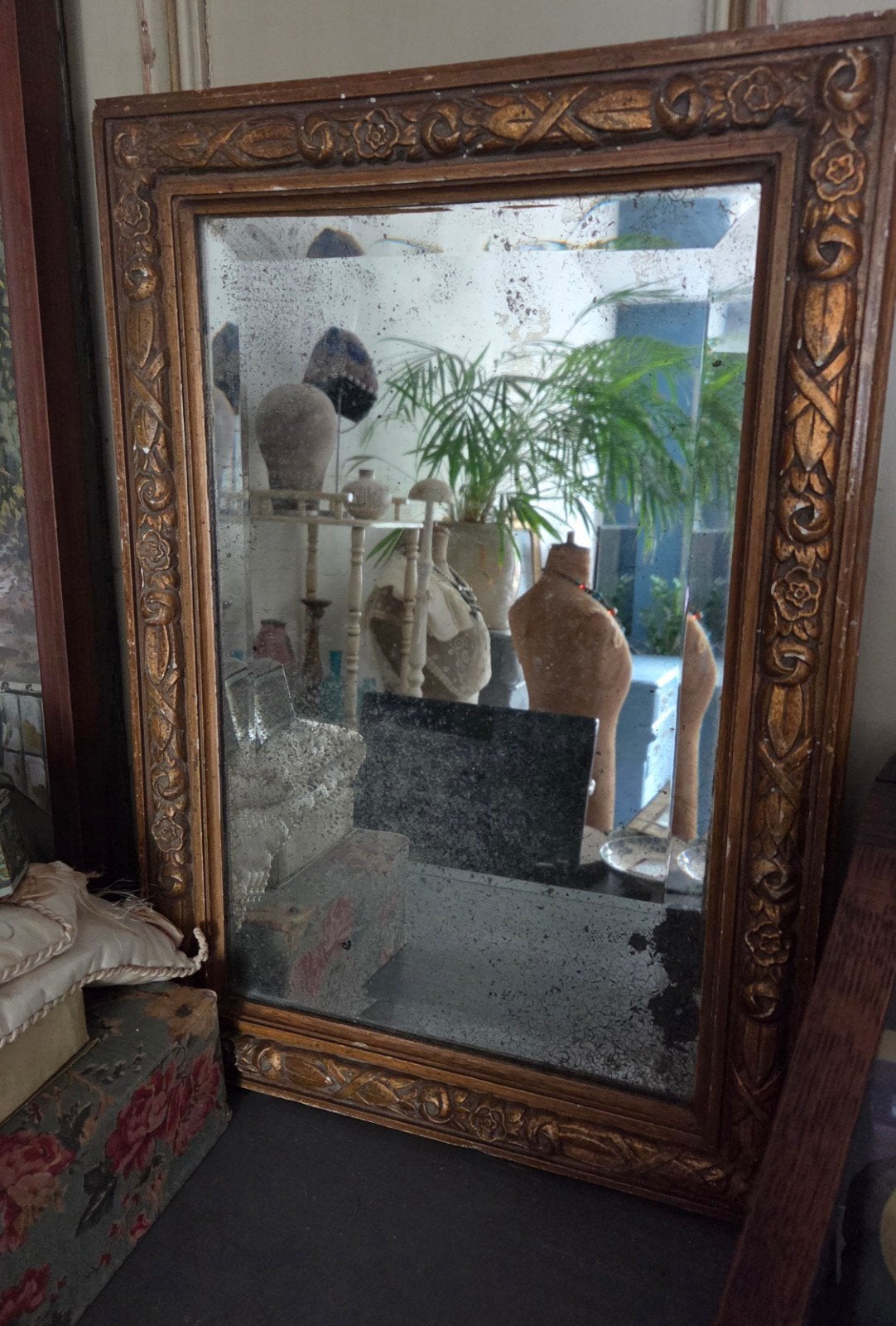 Brocante Antieke Franse spiegel
flink verweerd, Ophalen