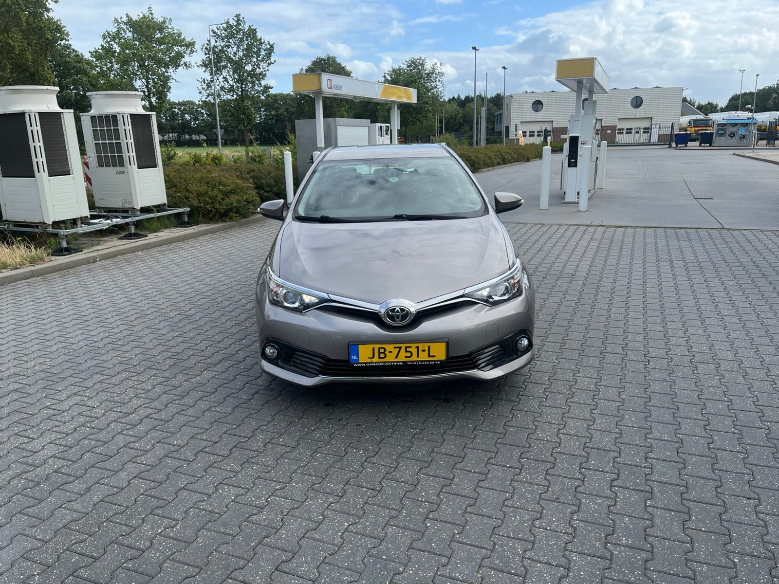 Toyota Auris 1.2T 85KW 5D CVT 2016 Bruin, Auto's, Toyota, Euro 5, 450 kg, Zwart, 4 cilinders