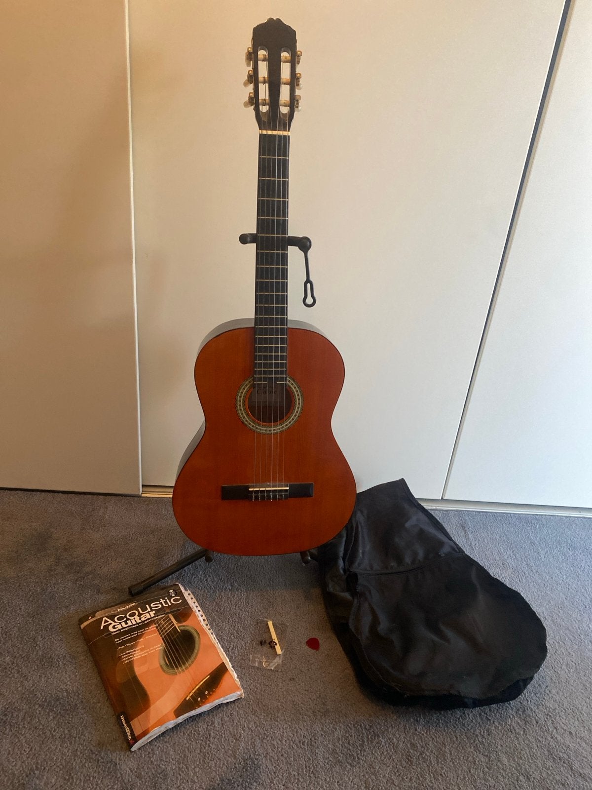 Akoestische/Klassieke Gitaar - Perfect voor Beginners, Ophalen, Zo goed als nieuw, Klassieke of Spaanse gitaar, Met koffer