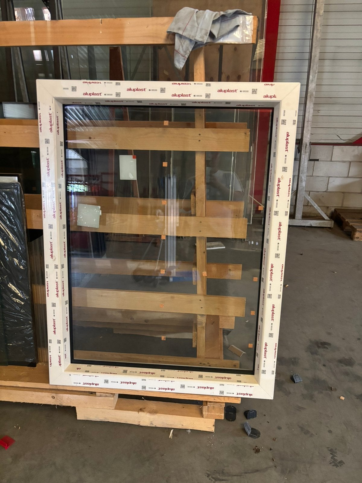 Nieuw Kunstof kozijn tripple glas, Ophalen of Verzenden, Zo goed als nieuw, Kunststof, Raamkozijn