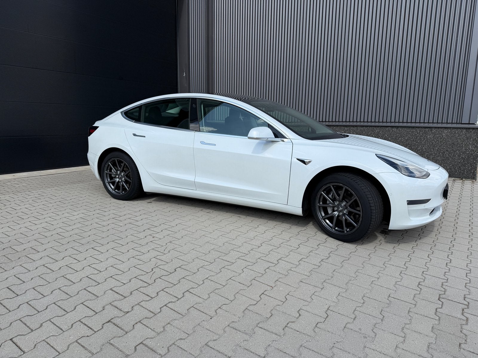 Tesla Model 3 standard range plus 2019 Wit, Automaat, 238 pk, Achterwielaandrijving, Wit