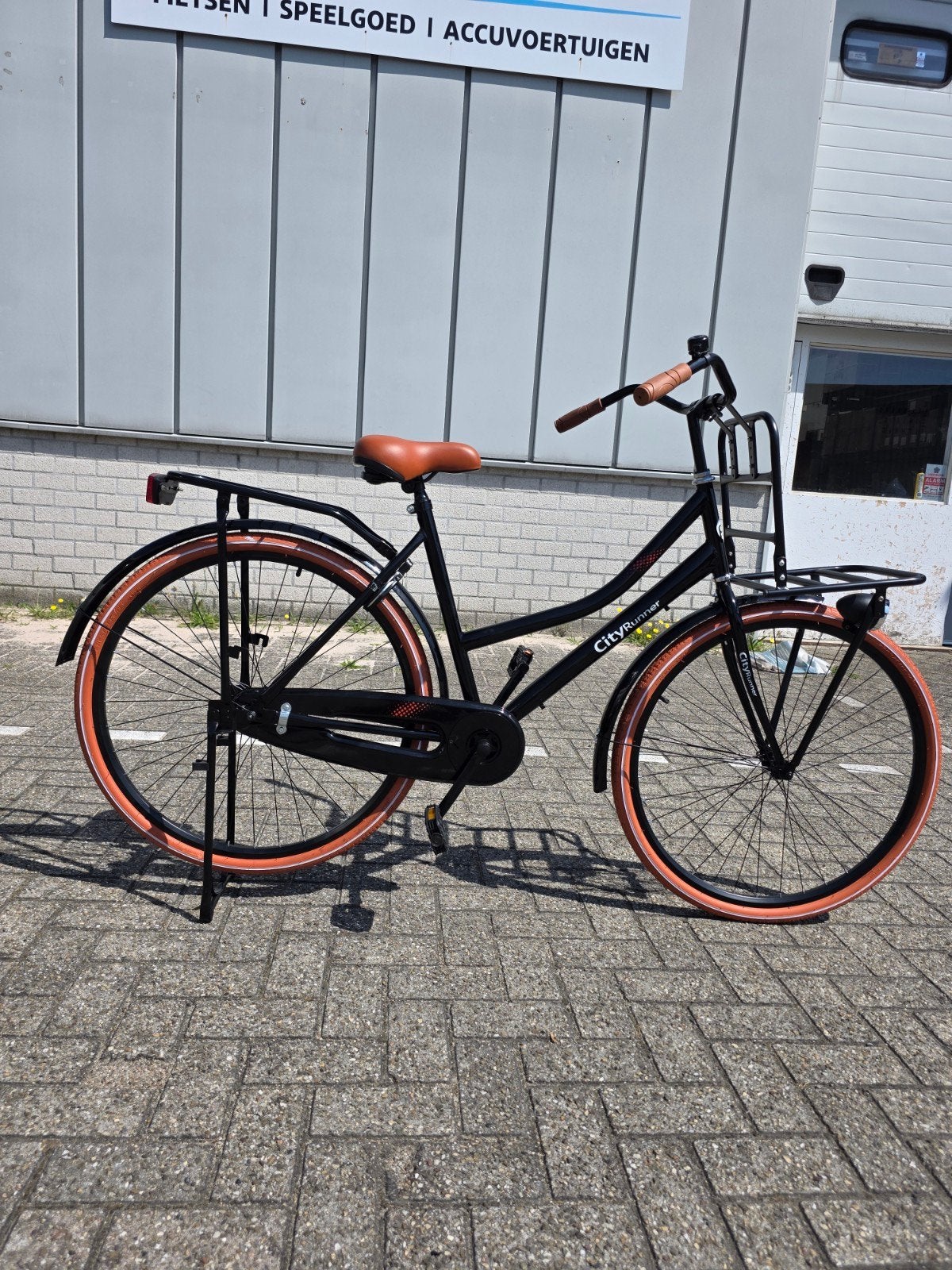 Dames Heren Jongens Of Meisjes 28 Inch Fiets, Overige merken, (Extra) lage instap, Nieuw, Ophalen of Verzenden