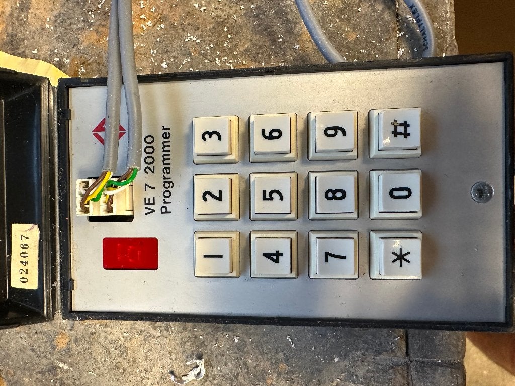 VE7 2000 programmer, Ophalen of Verzenden, Gebruikt