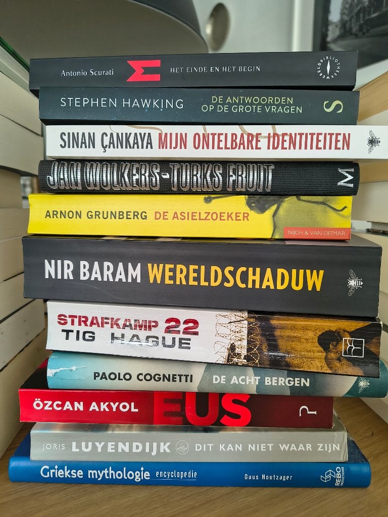 boeken stapel  van 11 titels, Boeken, Ophalen of Verzenden, Zo goed als nieuw