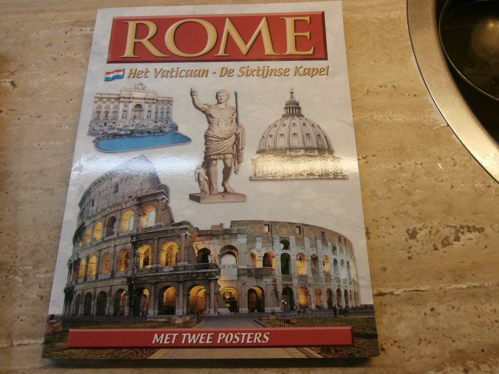 reisgids Rome met geschiedenis en foto van Rome Italië boek, Overige merken, Europa, Ophalen of Verzenden, Zo goed als nieuw