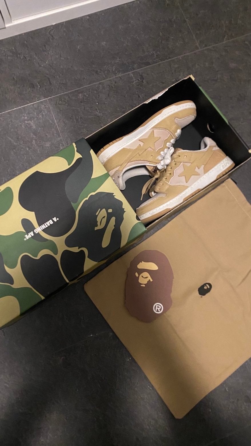 BAPE STA Low Beige Sneakers - Maat 40 - Zo goed als nieuw, Ophalen of Verzenden, Zo goed als nieuw, Overige kleuren, Sneakers of Gympen