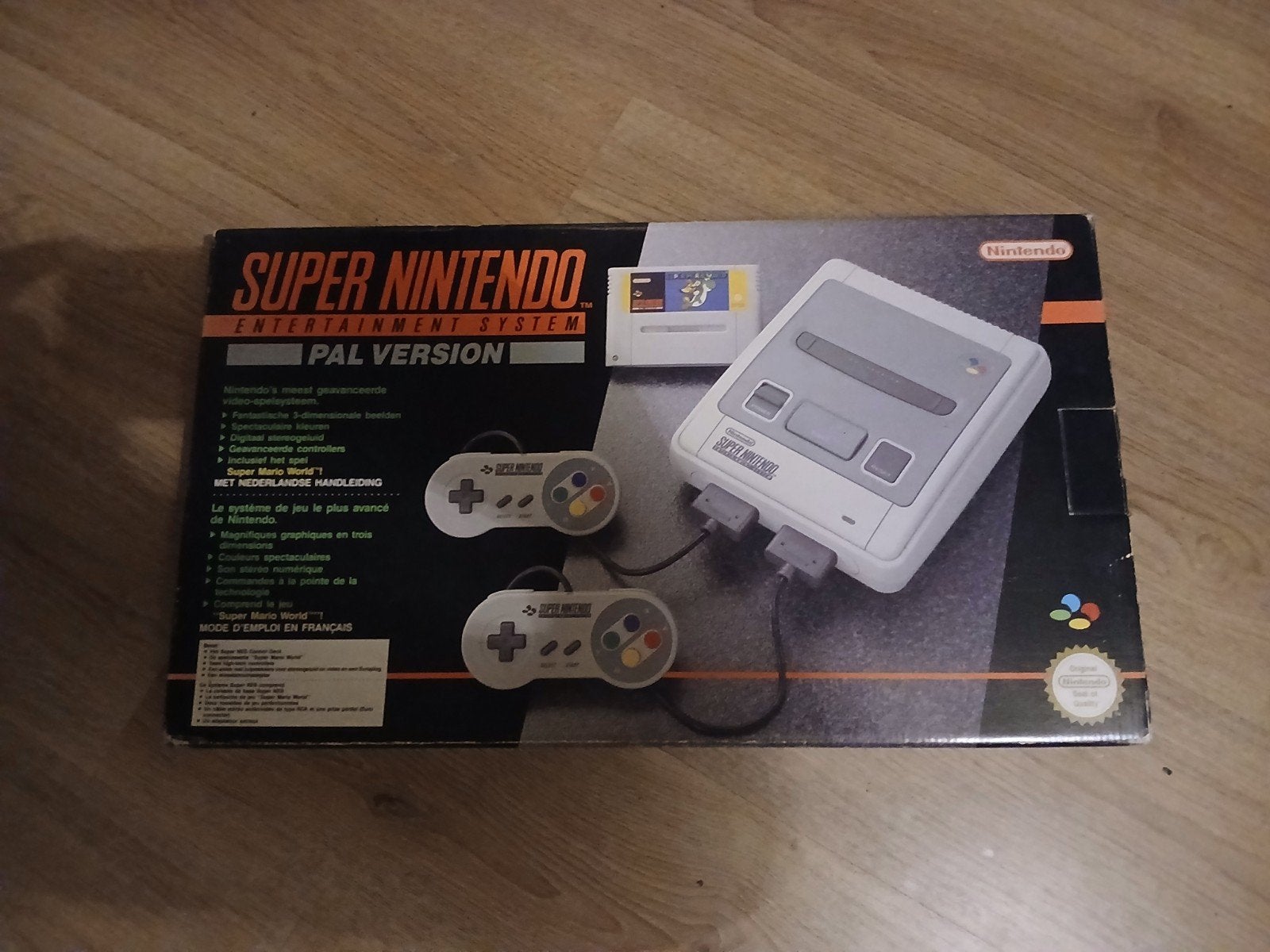 SNES console met originele doos, Spelcomputers en Games, Ophalen of Verzenden, Zo goed als nieuw, Met 2 controllers