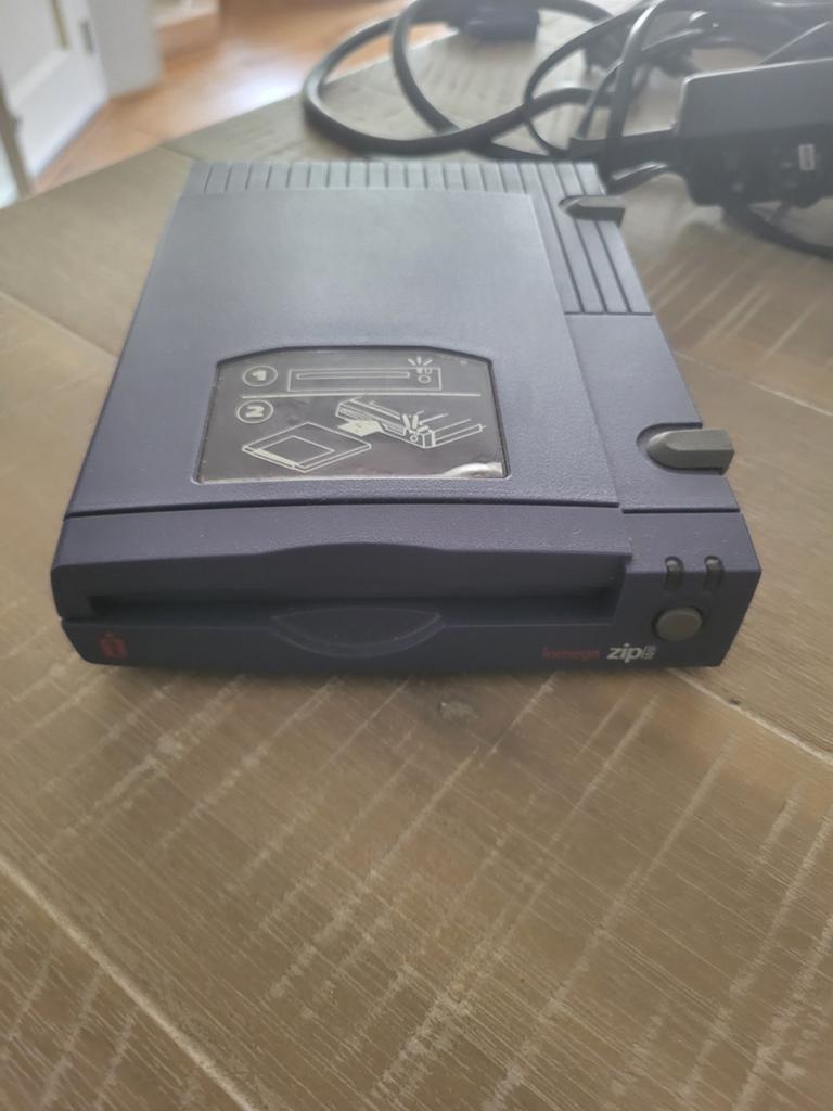 Iomega Zip Drive Extern - Vintage Opslag, Gebruikt, 100MB of 250MB (Zip), HDD, Ophalen of Verzenden