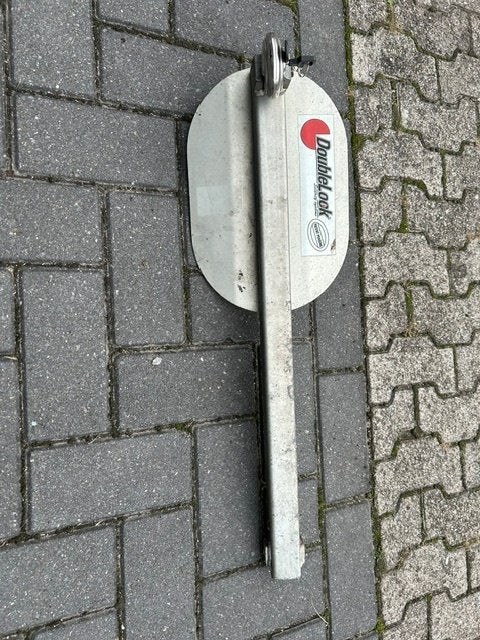 WIELKLEM, voor aanhanger, caravan of boottrailer, Auto diversen, Ophalen