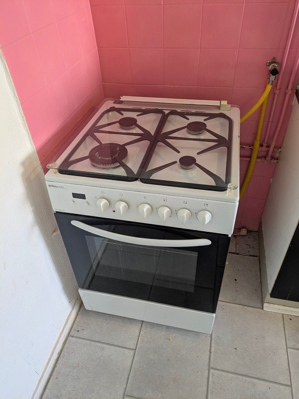 Witgoed Vrijstaand Gasfornuis met Oven, Witgoed en Apparatuur, Fornuizen, Gebruikt, 60 cm of meer, Gas, Vrijstaand