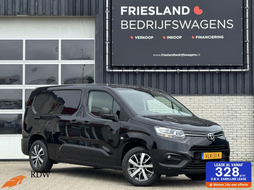 Toyota PROACE CITY 1.2 Turbo L2 Professional Long Carplay/Ca, Gebruikt, 1199 cc, Parkeersensor, Zwart