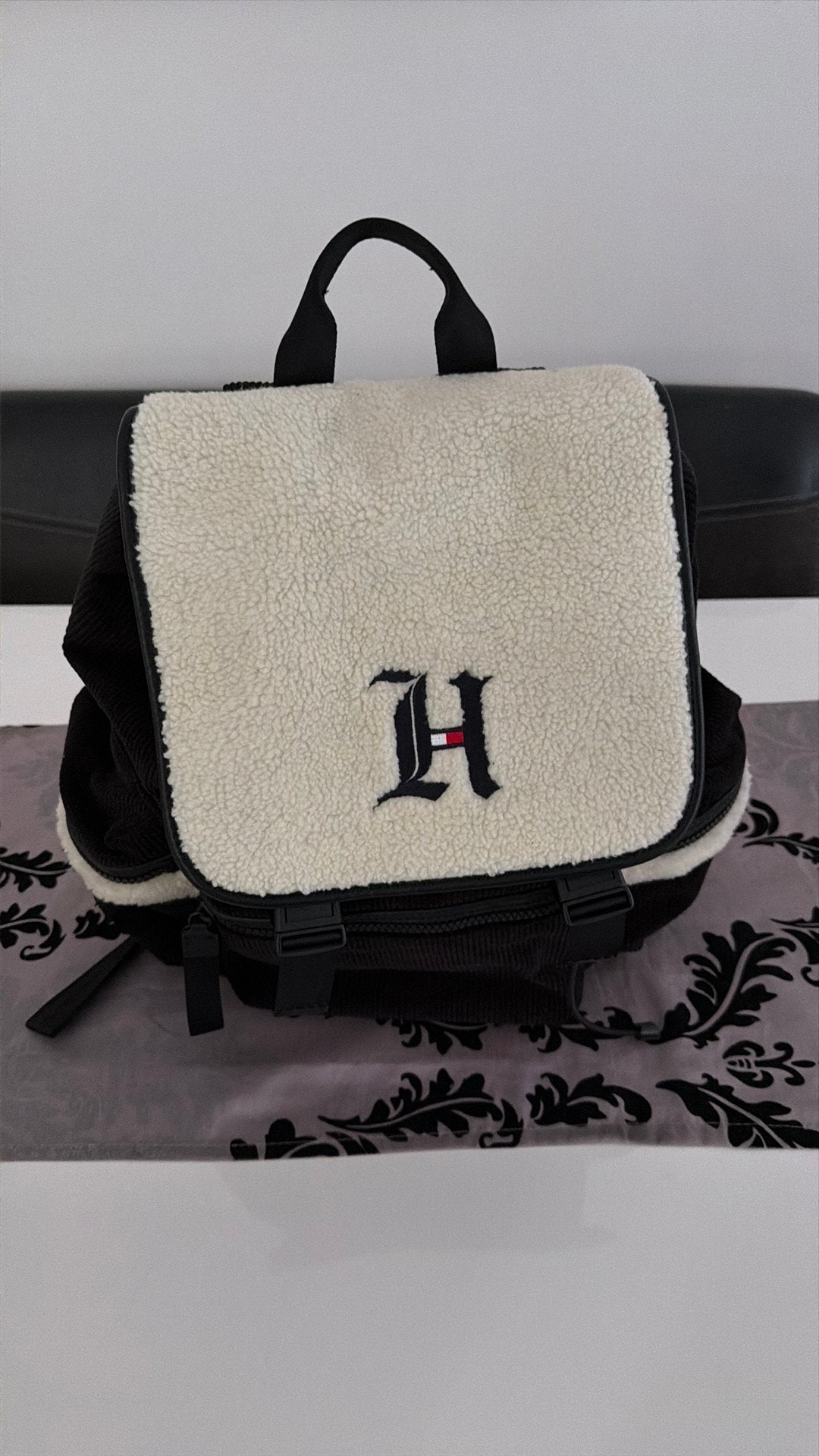 Mooie Tommy Hilfiger rugtas, Sieraden, Tassen en Uiterlijk, Ophalen of Verzenden, Gebruikt, Rugtas