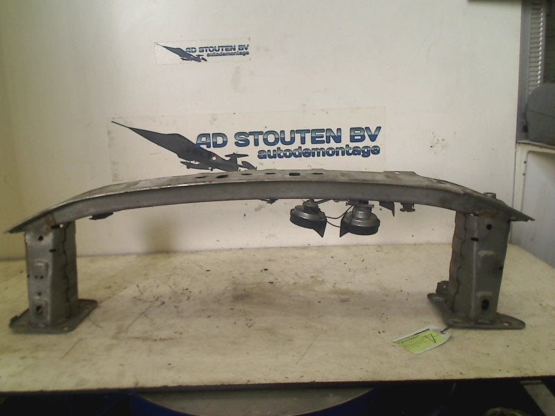Bumperbalk Voor Ford Focus 2 Wagon (2006-03/2012-09), Gebruikt, Henry-Ford-Straße  1, Köln 50735, , Duitsland, Ford-Werke GmbH