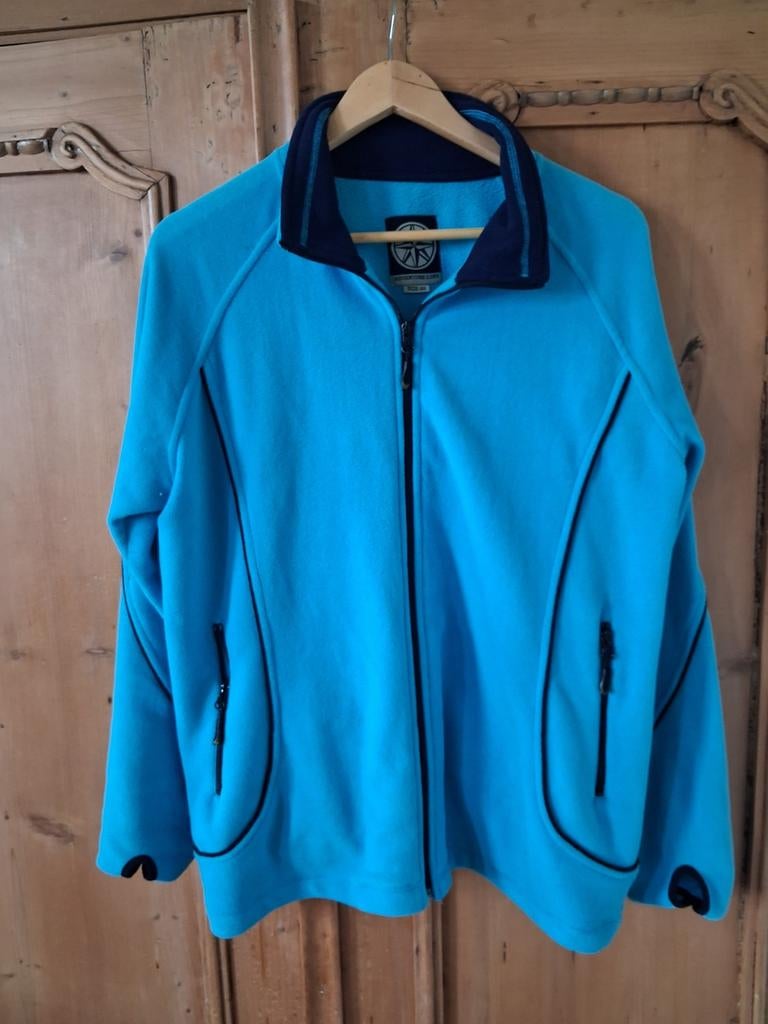 Adventure Line Fleece Jas Maat 44 - Zo goed als nieuw, Kleding | Dames, Jassen | Zomer, Blauw, Maat 42/44 (L), Ophalen of Verzenden