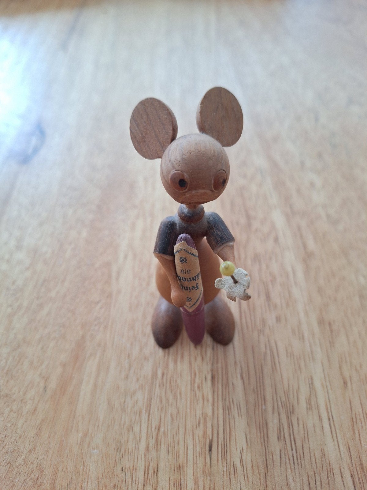 Handgemaakte muis met naaldenkoker uit Ertsgebergte, Ophalen of Verzenden