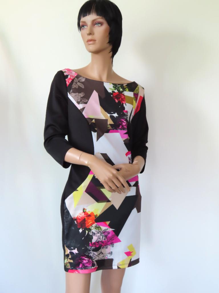 RINASCIMENTO Zwart/Roze/Gele Jurk M-L 40, Maat 38/40 (M), Zwart, Rinascimento, Ophalen of Verzenden