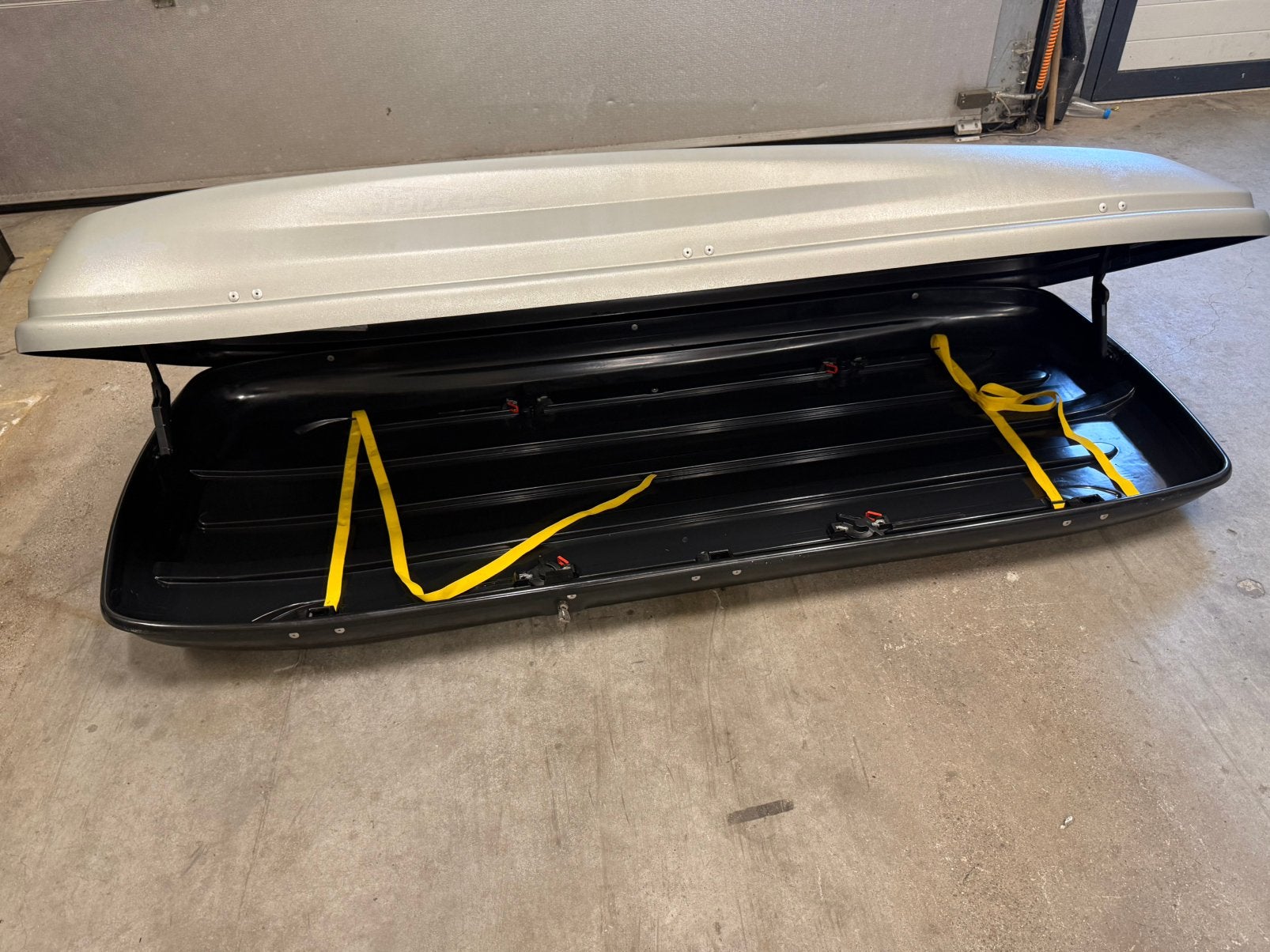 Grote Hapro Carver 8.4 Dakkoffer  Ruime en Stevige Bagagebox, Auto diversen, Ophalen of Verzenden, Gebruikt