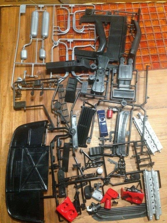 Veel reserveonderdelen voor Pocher Porsche schaal 1/8 versie, Ophalen of Verzenden, Zo goed als nieuw, 1:5 t/m 1:8, Auto
