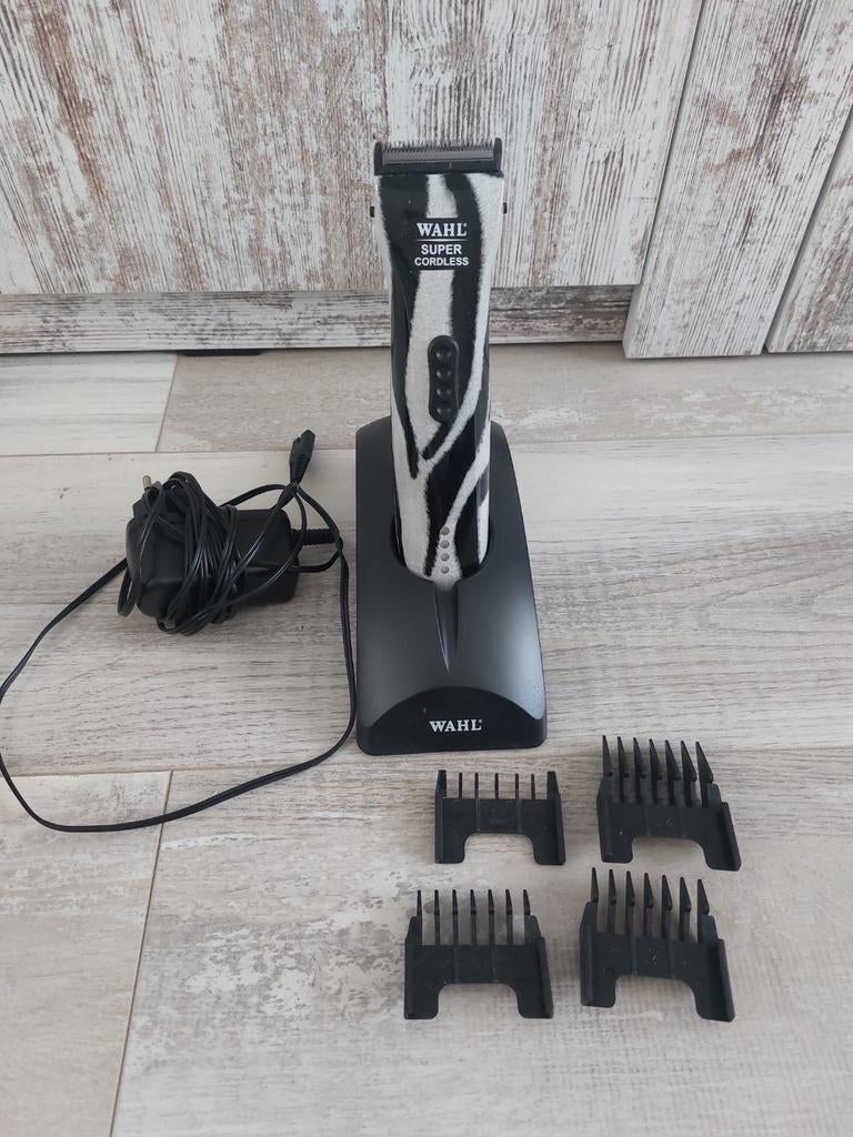 Wahl tondeuse /trimmer draadloos met oplader, Ophalen of Verzenden, Gebruikt, Haarverzorging