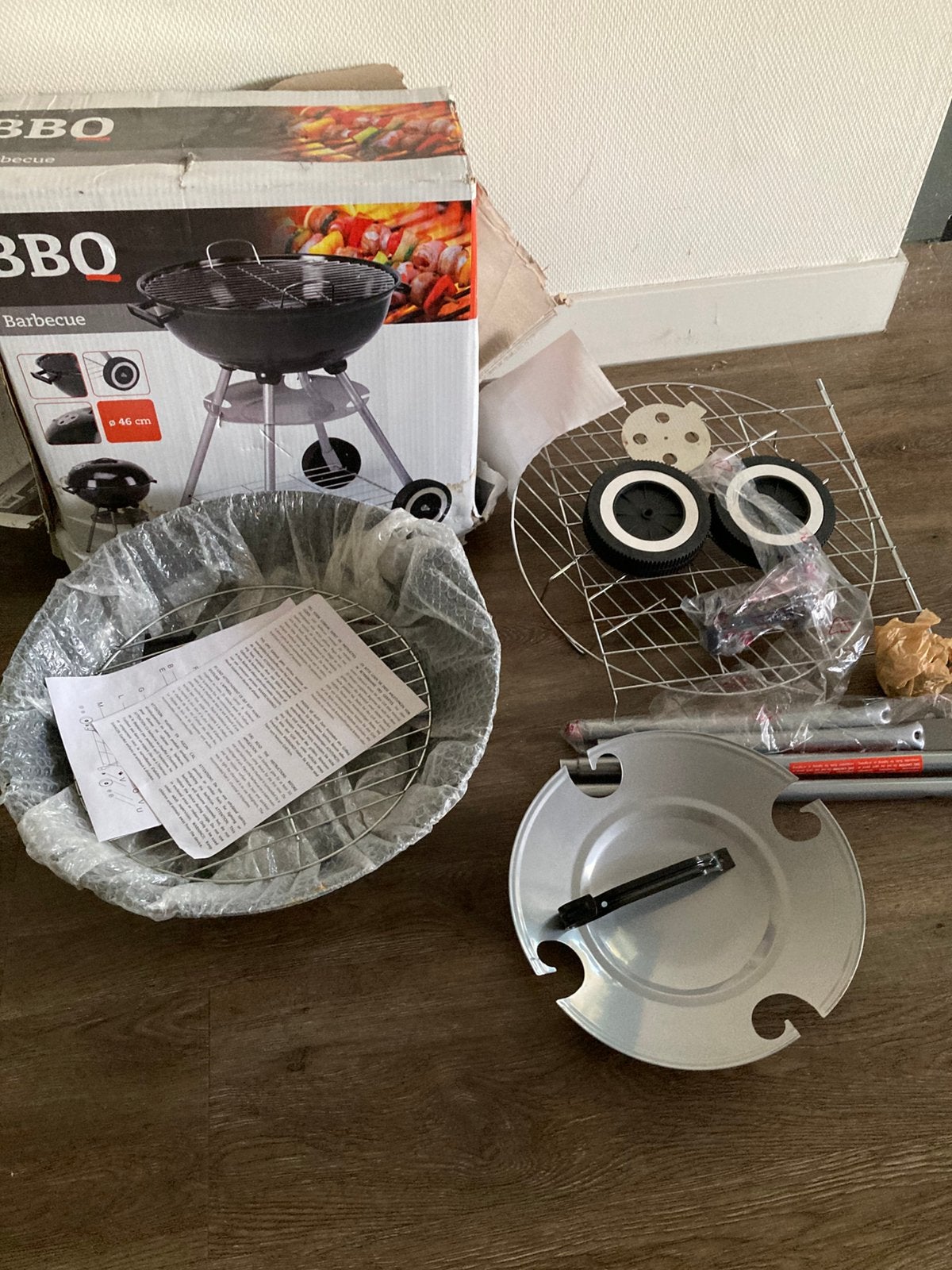 BBQ, Tuin en Terras, Houtskoolbarbecues, Ophalen of Verzenden, Nieuw