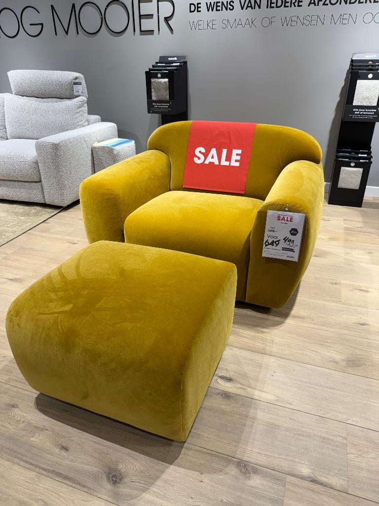 Montèl Fauteuil Bold met voetenbank, Huis en Inrichting, Fauteuils, Ophalen, 100 tot 125 cm, Zo goed als nieuw, 100 tot 125 cm