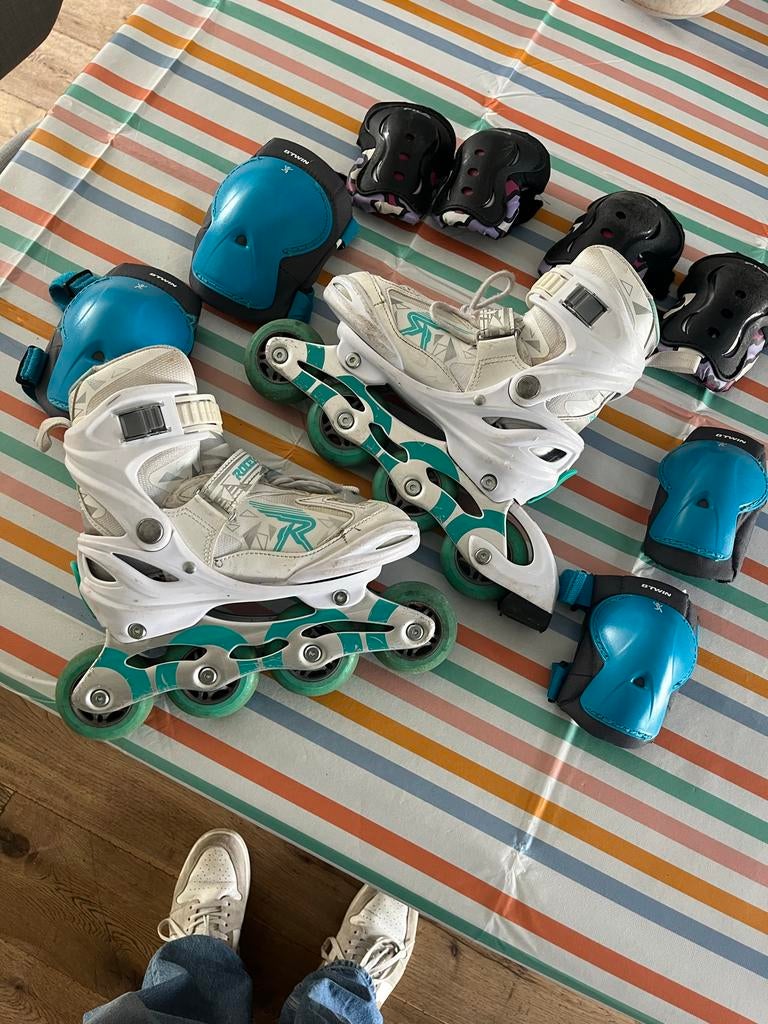 Roces verstelbare skeelers (maat 30-35) met bescherming, Ophalen, Kinderen, Roces, Inline skates 4 wielen