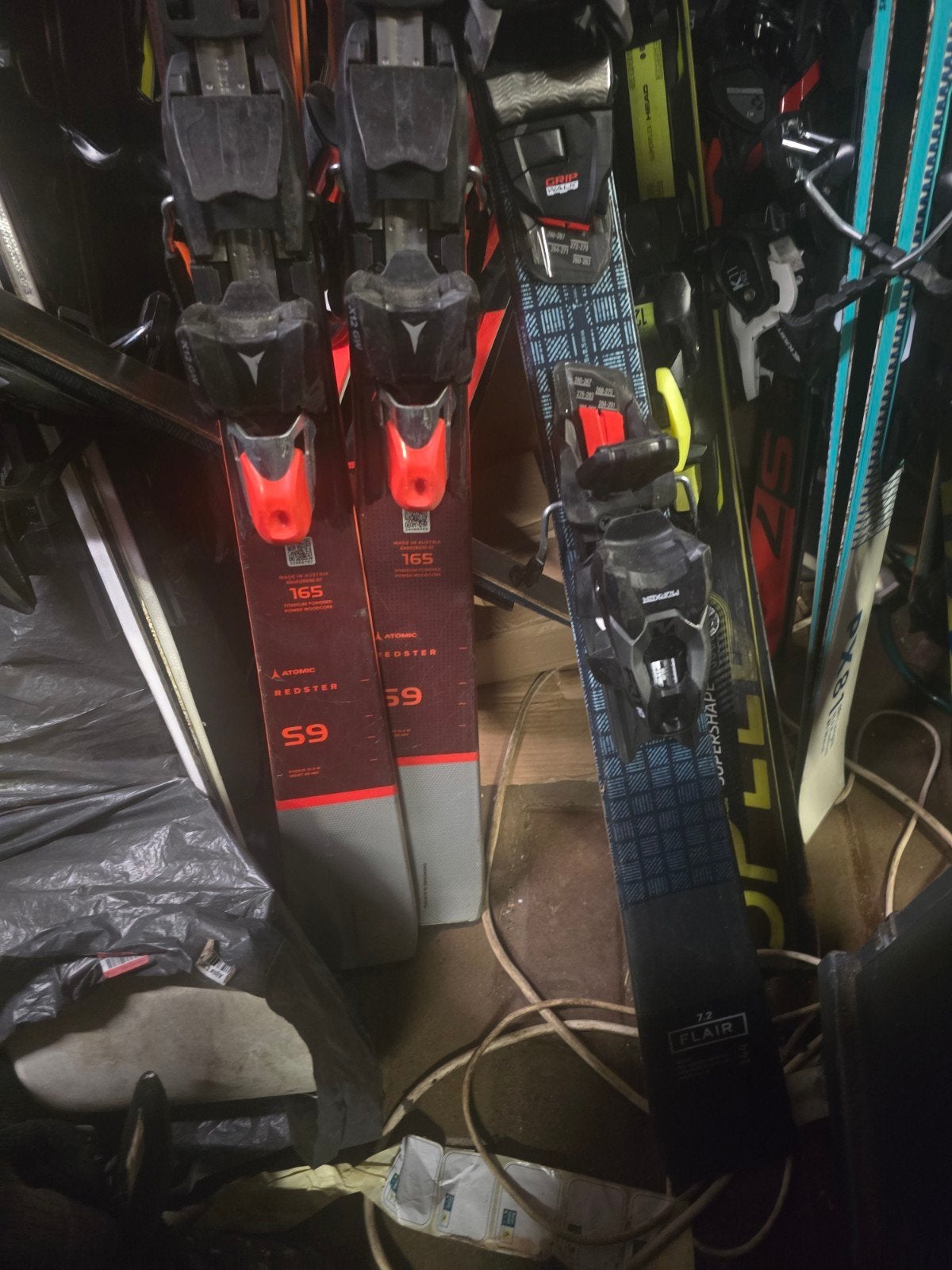 165cm ATOMIC REDSTER S9 REVOSHOCK RVSK NP1150 € VOOR KENNERS, Sport en Fitness, Skiën en Langlaufen, 160 tot 180 cm, Ophalen of Verzenden