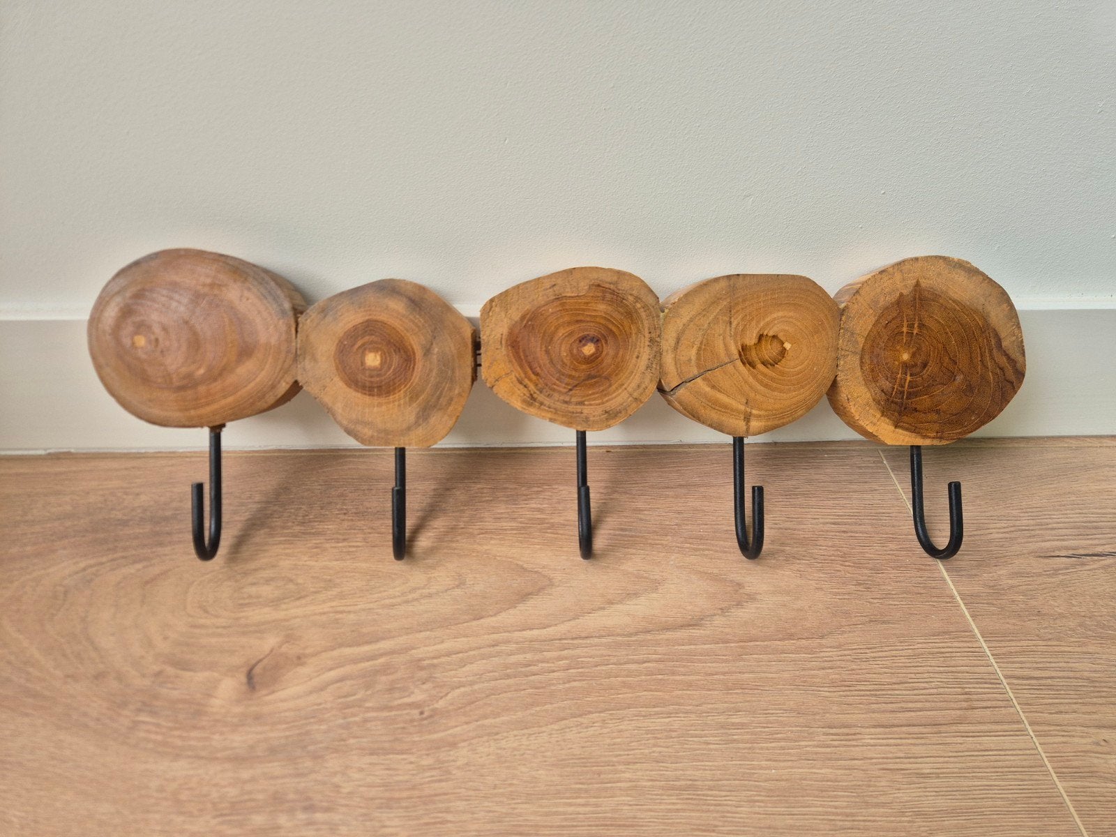 Mungur houten wandhaken/ kapstok - 17x50x3cm, Wandhaken, Ophalen of Verzenden, Zo goed als nieuw, Minder dan 100 cm
