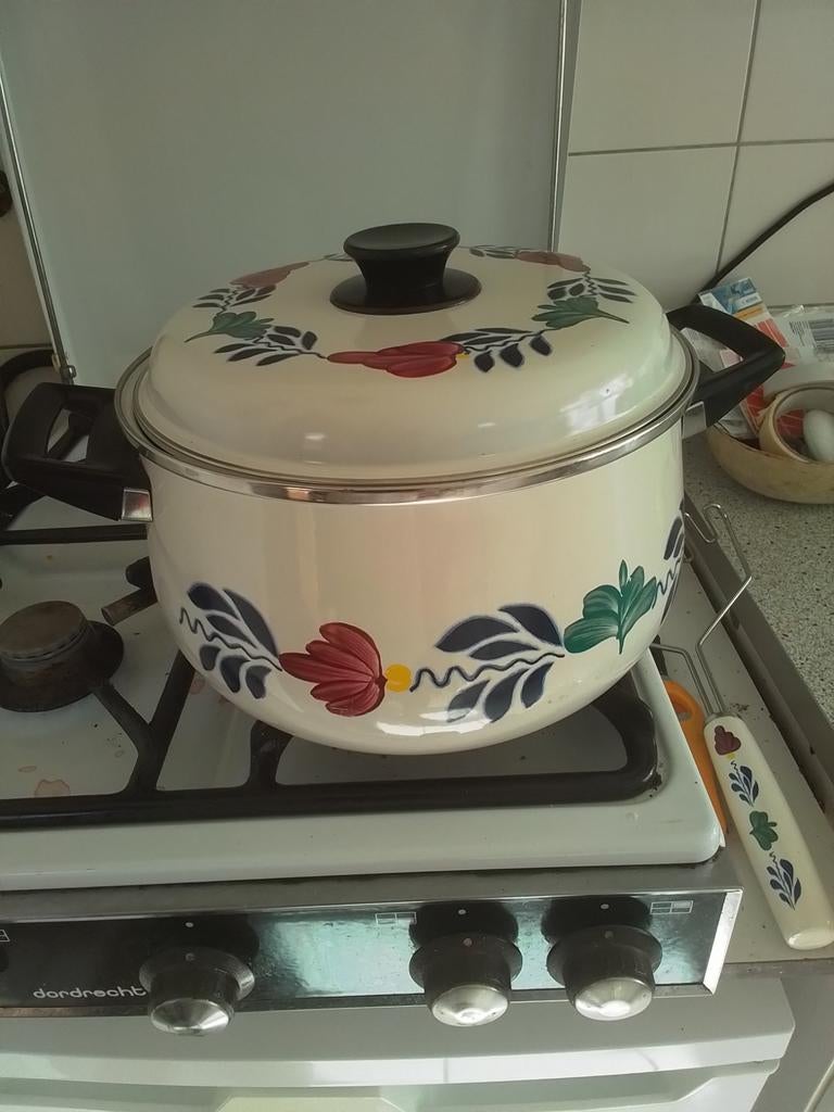 Boerenbont pan 4 liter met deksel en stamper, Ophalen of Verzenden, Gebruikt, Meerkleurig, Overige merken
