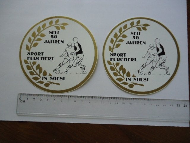 sticker oud Voetbal SOEST Sport Furchert strip groot retro, Ophalen of Verzenden, Zo goed als nieuw, Bedrijf of Vereniging