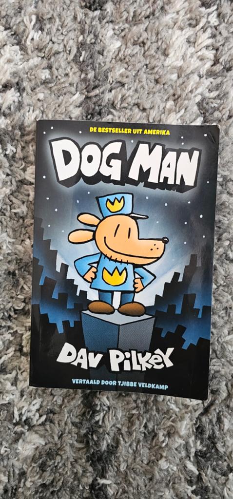 Dog man, Boeken, Ophalen of Verzenden, Zo goed als nieuw, Cartoons