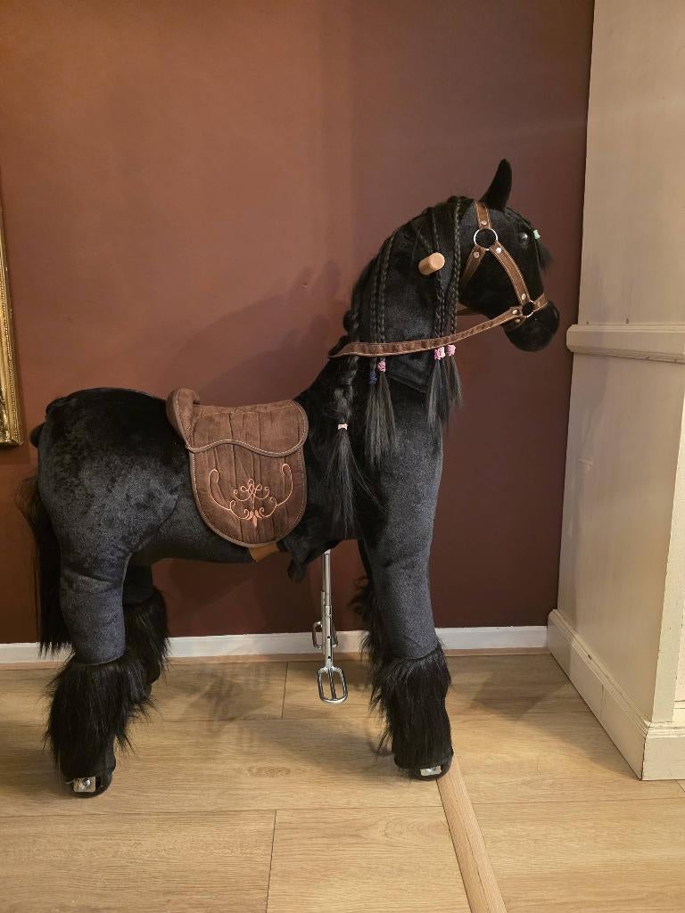 Ponnie Ebony paard MAAT M 5-12 jaar, Ophalen, Zo goed als nieuw