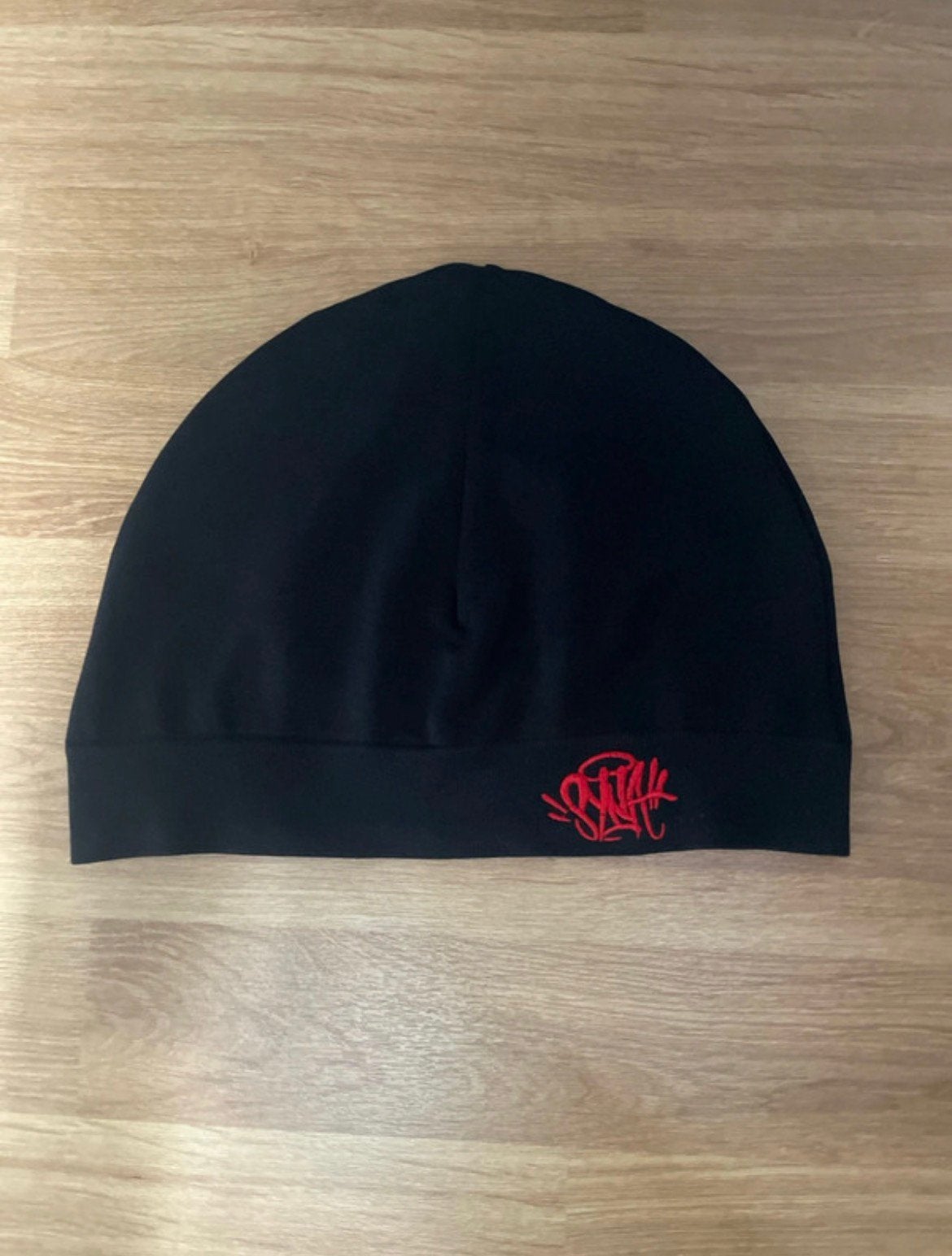 Synaworld skull cap Zwart/Rood, Ophalen of Verzenden, Nieuw, Overige maten, Muts