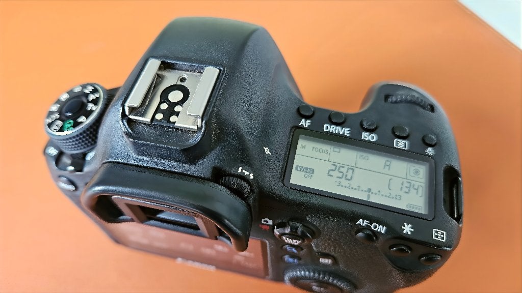 Foto 6 van Canon EOS 6D (body) systeem camera + Wifi/GPS
