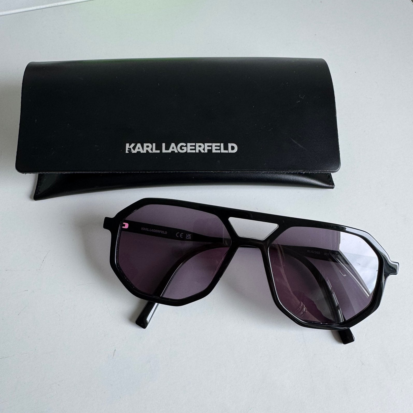 Karl Lagerfeld pilotenzonnebril, Overige merken, Zonnebril, Zwart, Ophalen of Verzenden