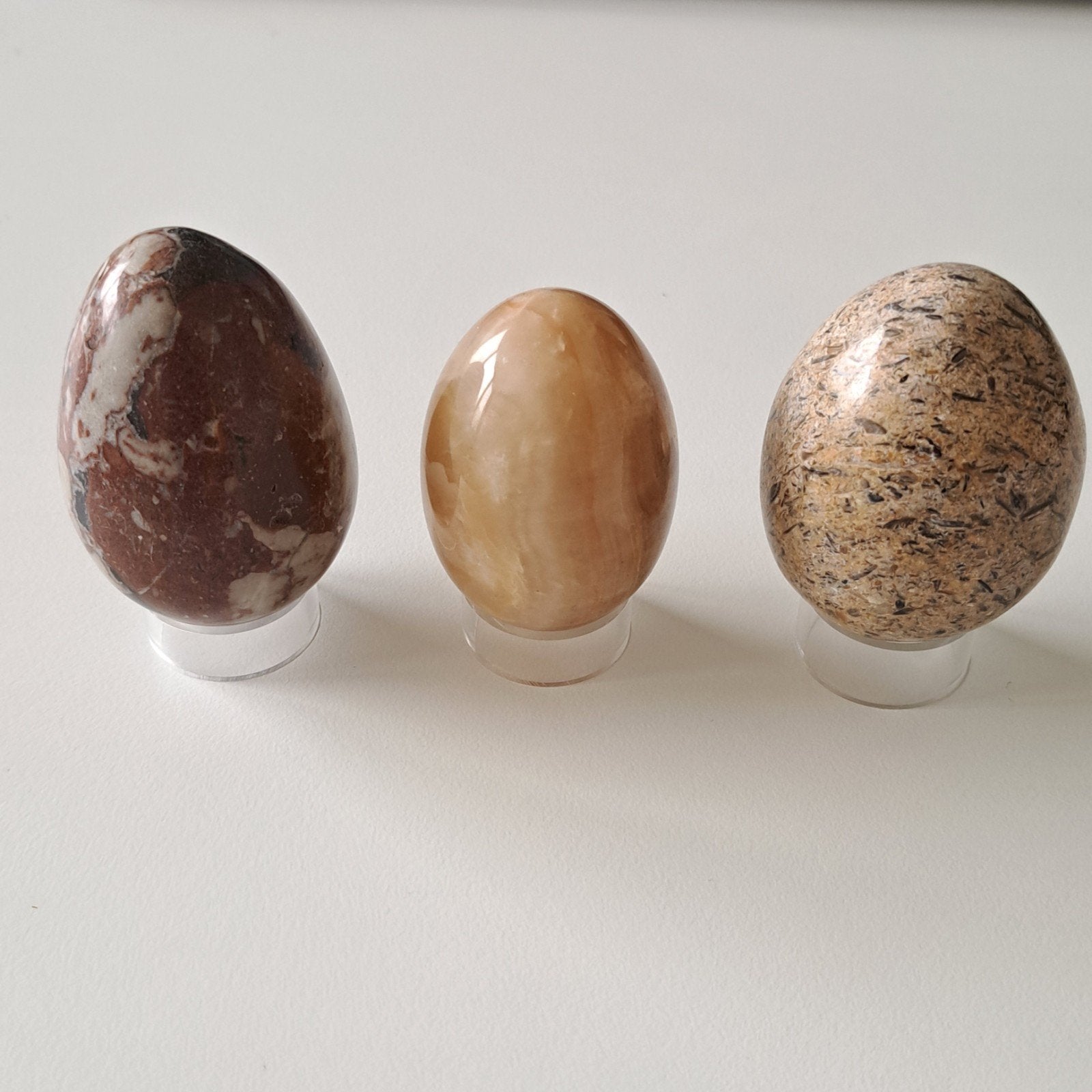 3 mineralen eieren inclusief standaard, Verzamelen, Ophalen of Verzenden, Mineraal