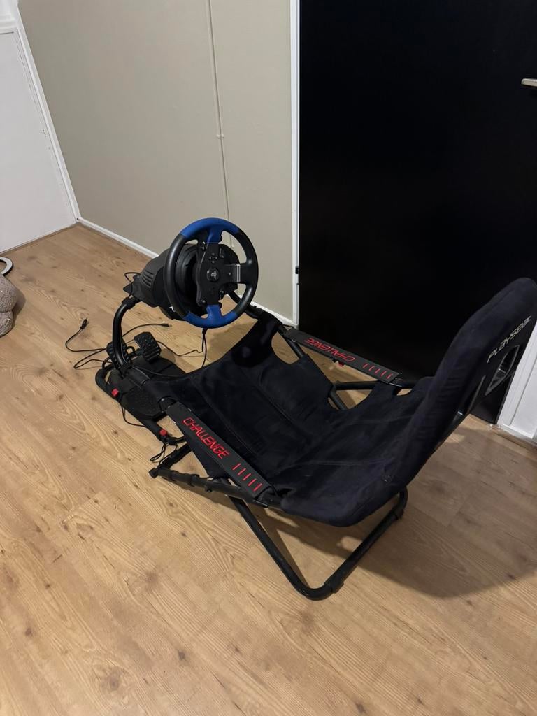 Playseat Challenge + Thrustmaster t150, Spelcomputers en Games, Spelcomputers | Overige Accessoires, Gebruikt, Ophalen
