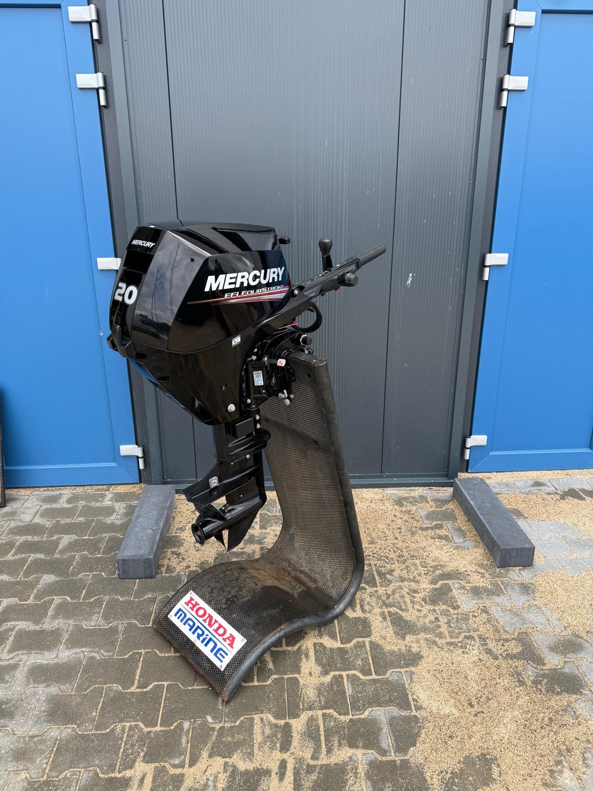 Mercury 20 PK EFI FourStroke Buitenboordmotor, Ophalen, 10 tot 30 pk, Viertaktmotor, Zo goed als nieuw
