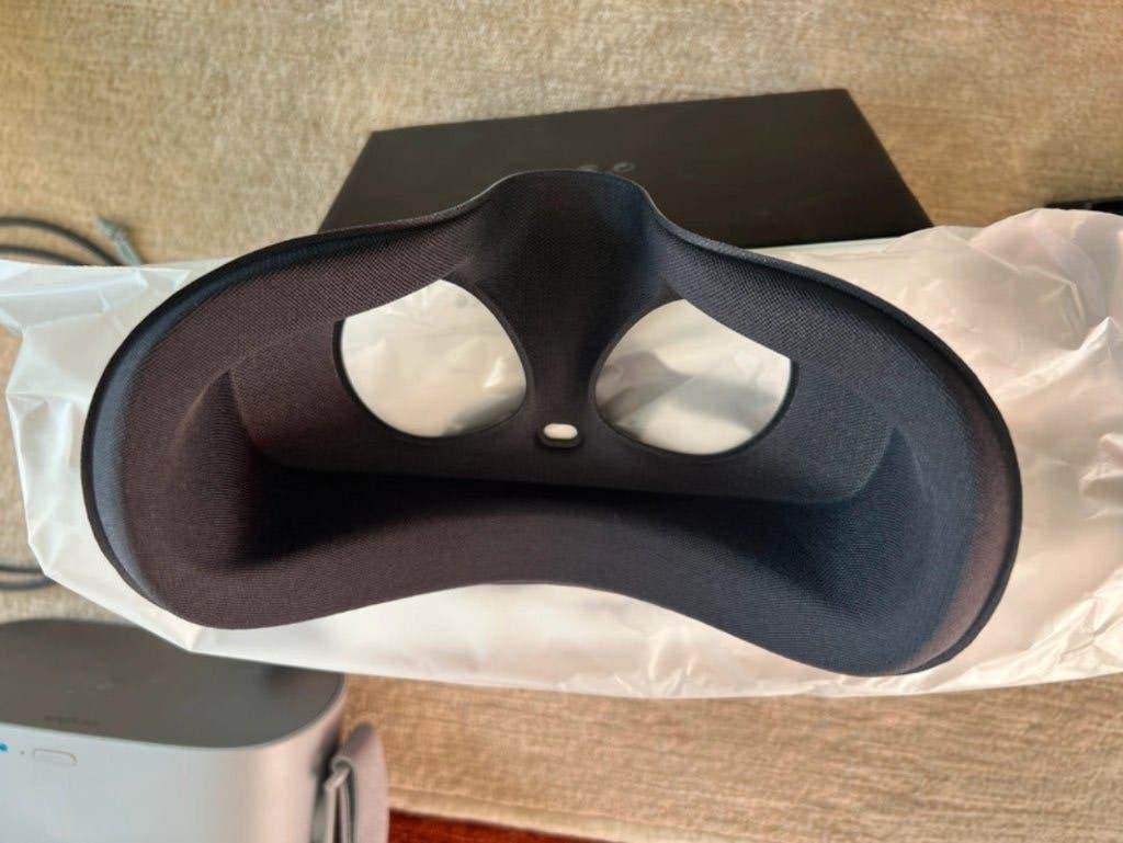 Vr bril met accessoires, Ophalen of Verzenden, Zo goed als nieuw, VR-bril, Overige platformen