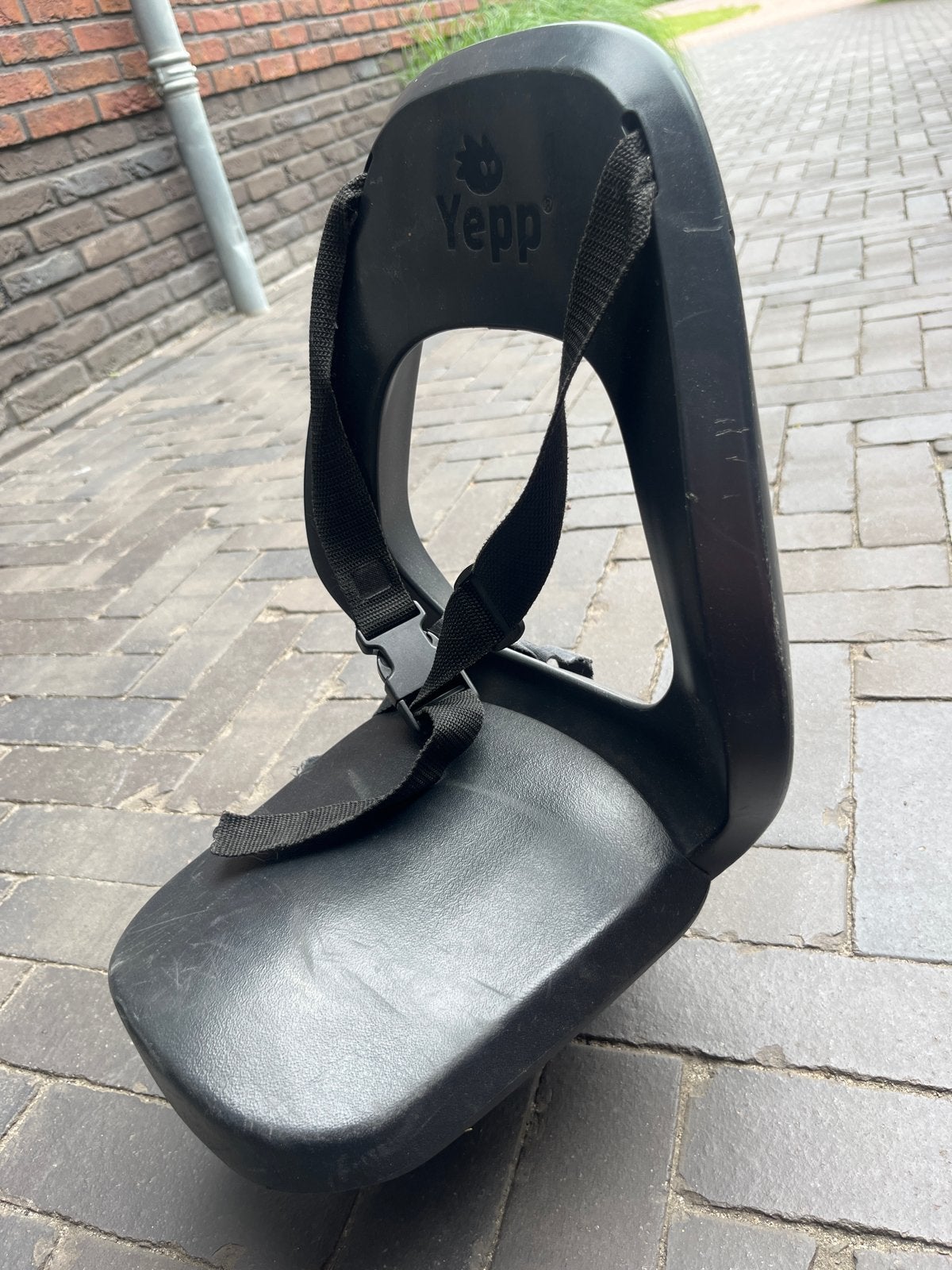 Yepp Achterzitje voor Kinderen - Zwart, Ophalen, Gebruikt, 9 t/m 18 kg, Achterzitje