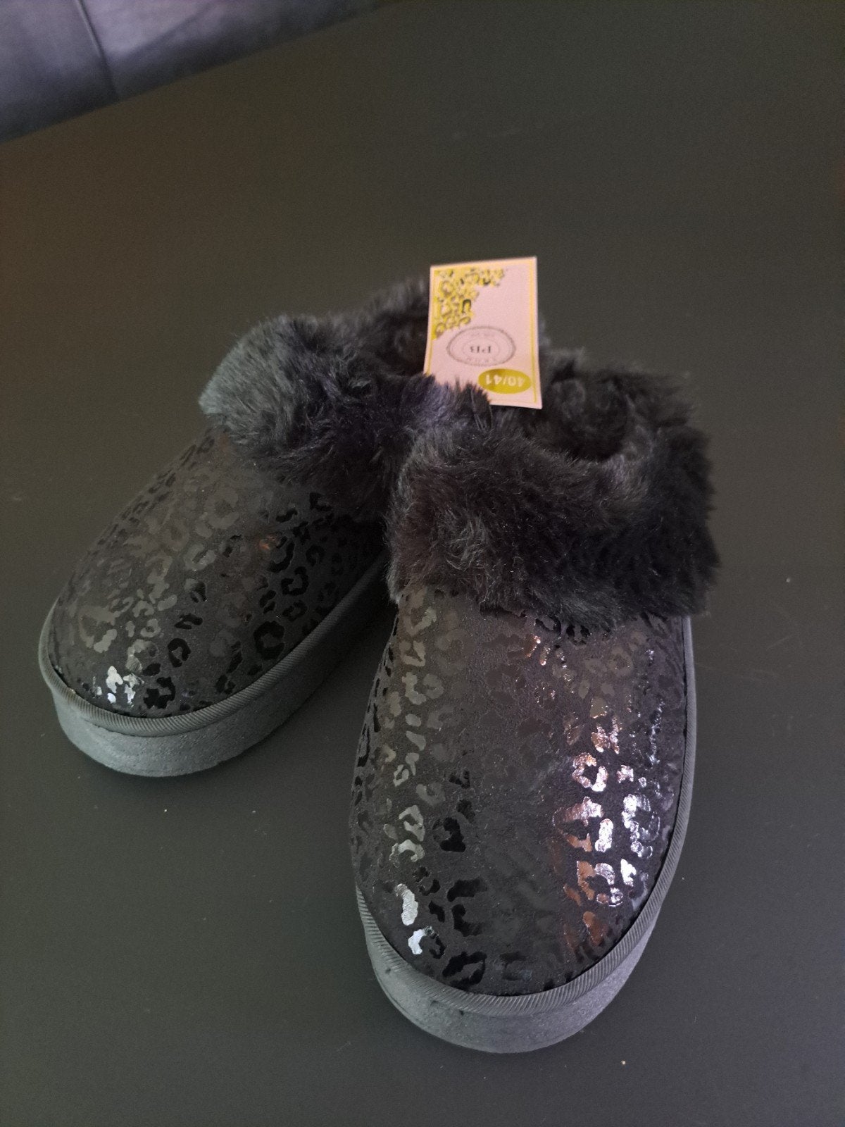 slippers zwart mt 40/41, Ophalen, Zwart