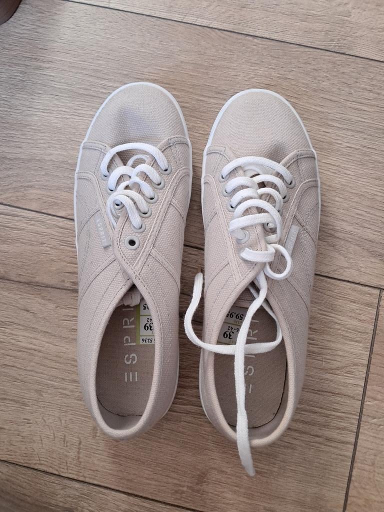 Esprit sneakers maat 39, Kleding | Dames, Schoenen, Beige, Nieuw, Ophalen of Verzenden, Esprit